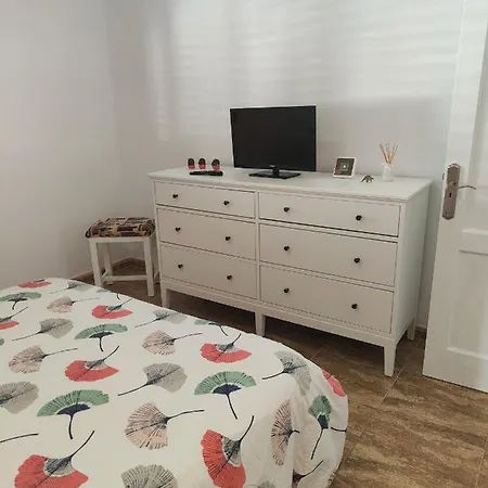 Casa De Leon. Barbacoa Y Garaje Privado. Otel *