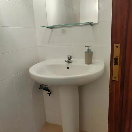 Casa De Leon. Barbacoa Y Garaje Privado. Otel Playa Honda (Lanzarote)