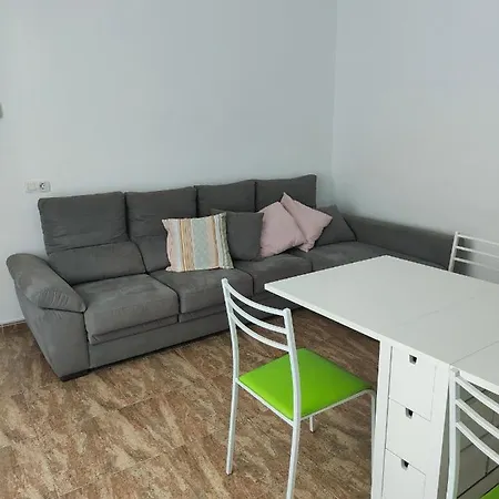 Casa De Leon. Barbacoa Y Garaje Privado. Playa Honda (Lanzarote)